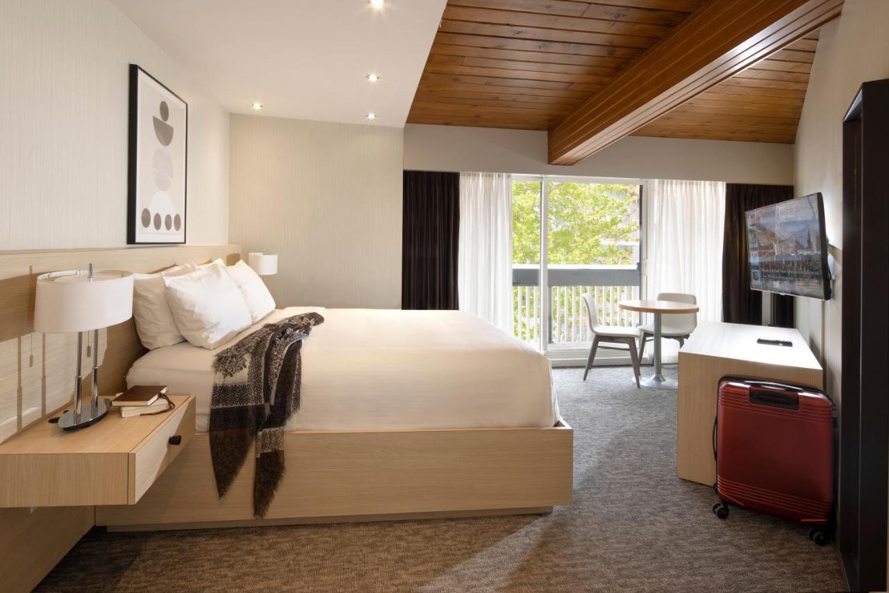 Banff Aspen Lodge Экстерьер фото