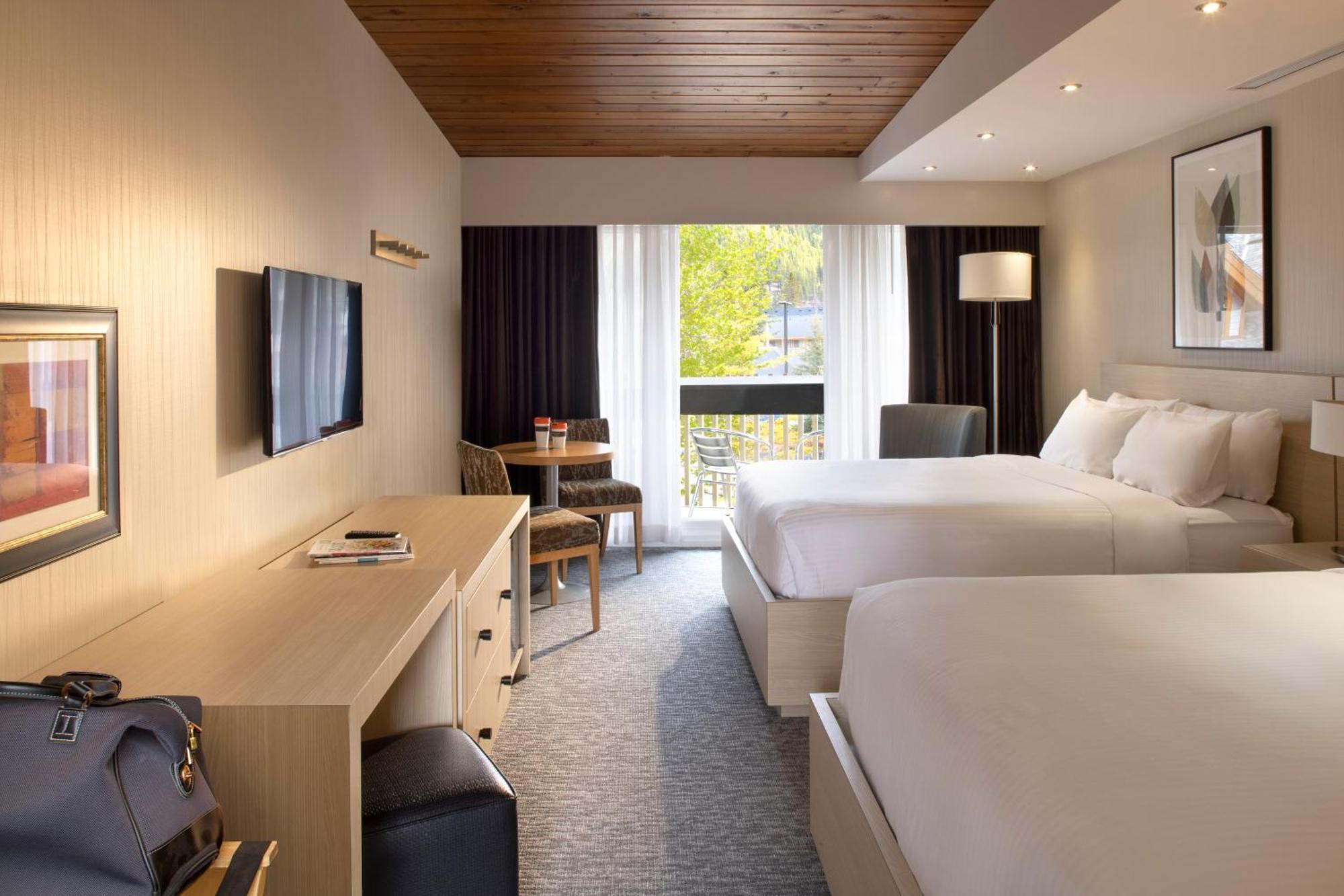 Banff Aspen Lodge Экстерьер фото