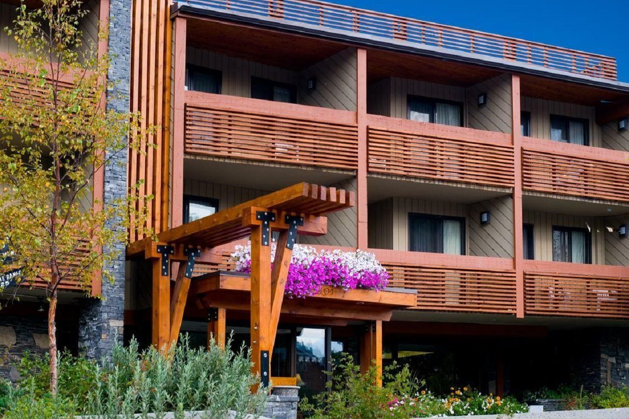 Banff Aspen Lodge Экстерьер фото